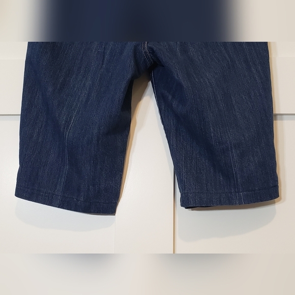 Christopher & Banks Capri Cropped Denim Blue Jeans Hi Rise Darkwash Size 4 - Picture 4 of 13